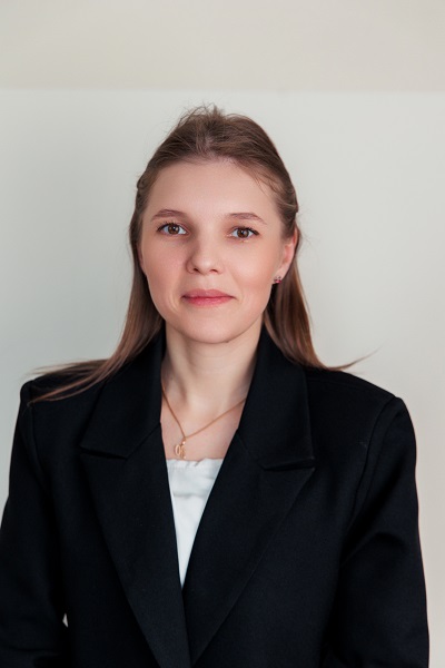 Зеленкова Юлия Андреевна.